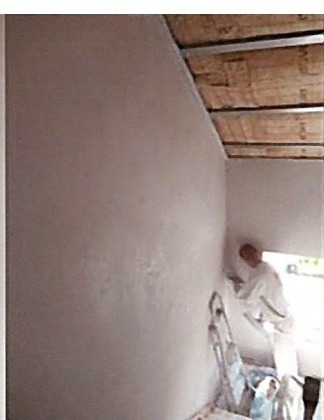 Plafonnage d'une cage d'escalier par ProxiMaison Services